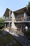 ACORN HIDEAWAY RESORT & SPA, Corbett