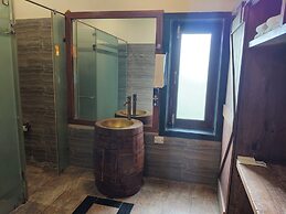 ACORN HIDEAWAY RESORT & SPA, Corbett