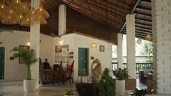 Aacorn Hideaway Resort & Spa