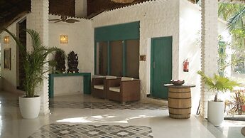 Aacorn Hideaway Resort & Spa