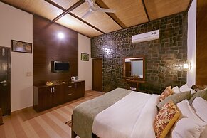 ACORN HIDEAWAY RESORT & SPA, Corbett