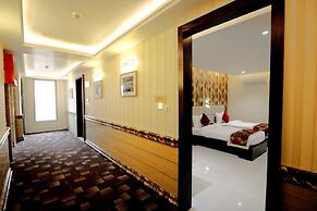 Pinnacle by Click Hotels, Lucknow