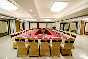 Pinnacle by Click Hotels, Lucknow