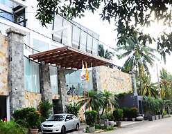 Hotel Cockpit Airport Reach