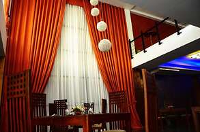 Hotel Cockpit Airport Reach