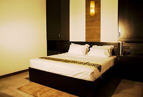 Hotel Cockpit Airport Reach