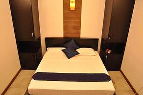 Hotel Cockpit Airport Reach