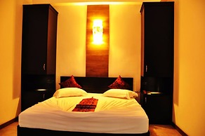 Hotel Cockpit Airport Reach