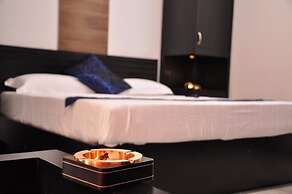 Hotel Cockpit Airport Reach