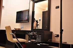 Hotel Cockpit Airport Reach