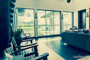 Lake View Comfort Bungalow