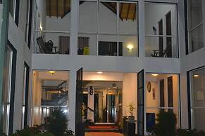 Lake View Comfort Bungalow