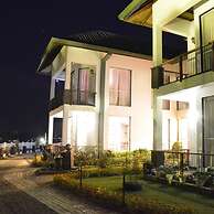 Lake View Comfort Bungalow