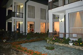 Lake View Comfort Bungalow