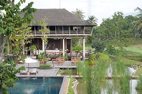 Kirimaya Golf Resort & Spa