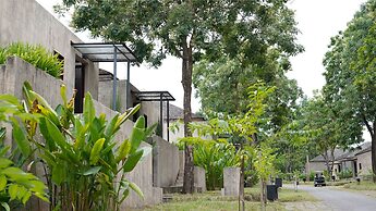 Muthi Maya Forest Pool Villa Resort