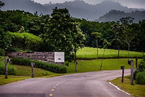 Muthi Maya Forest Pool Villa Resort