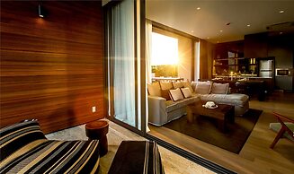Atta Lakeside Resort Suite