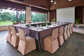Atta Lakeside Resort Suite