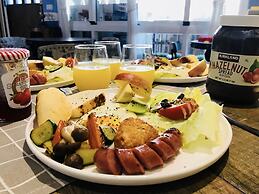 Sun Giraffe Taitung B&B