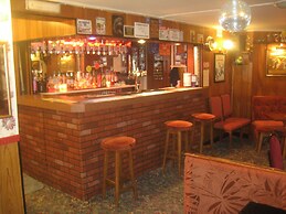 The Mornington Hotel