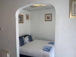 The Mornington Hotel