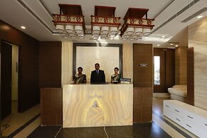 Hotel Pal Heights Mantra