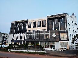 Hotel Pal Heights Mantra