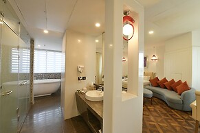 Hotel Pal Heights Mantra