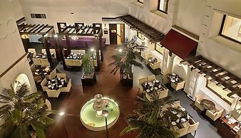 Hotel Pal Heights Mantra