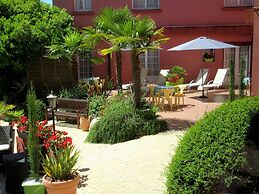 Logis Hôtel le Trianon