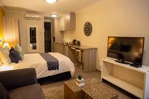 Desert Sands Boutique B&B - Self-Catering