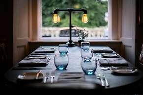 1863 Restaurant with Rooms