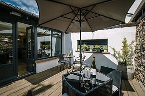 1863 Restaurant with Rooms