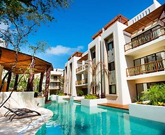 Private pool Access 2BR condo in the best location in Tulum