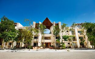 Private pool Access 2BR condo in the best location in Tulum