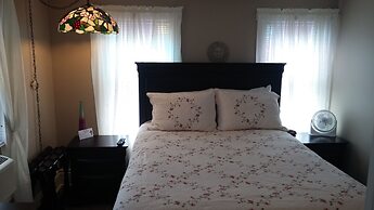 Island Guest House B&B