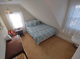 Island Guest House B&B