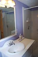 Island Guest House B&B