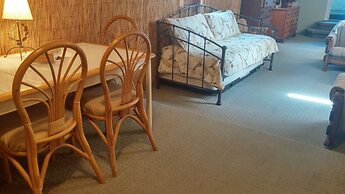 Island Guest House B&B