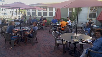 Island Guest House B&B