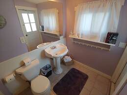 Island Guest House B&B