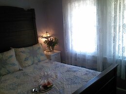 Island Guest House B&B