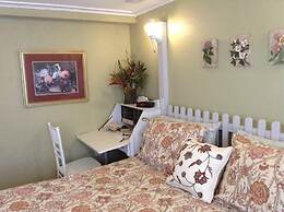 Island Guest House B&B