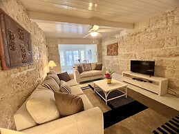 Inchcape Seaside Villas