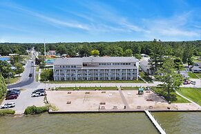 Dunes Waterfront Resort