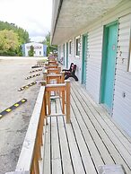 Moosomin Motel
