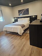 Sugarcreek Village Inn