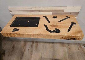 Sugarcreek Village Inn