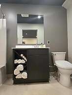 Sugarcreek Village Inn